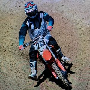 Meet your Posher, Kevin